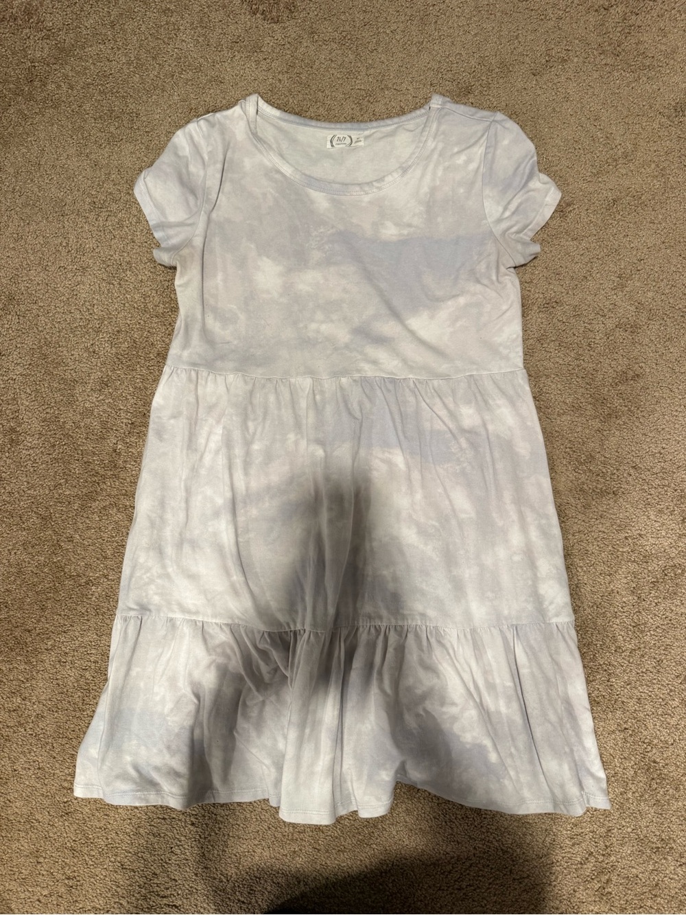 Maurices Light Tie-Dye Short Sleeve Tiered Mini Dress - White/Light Gray